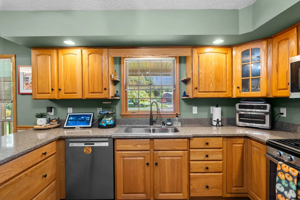 48884 Hickory Lane Antwerp Township, MI 49071