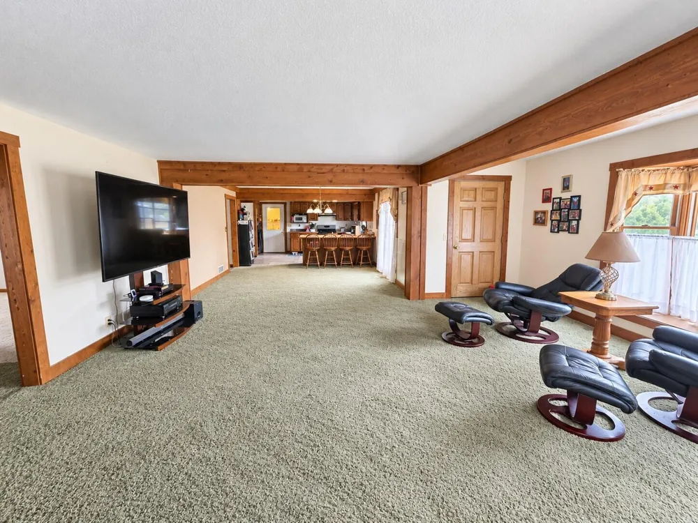 502 Jackson Street Cement City, MI 49233