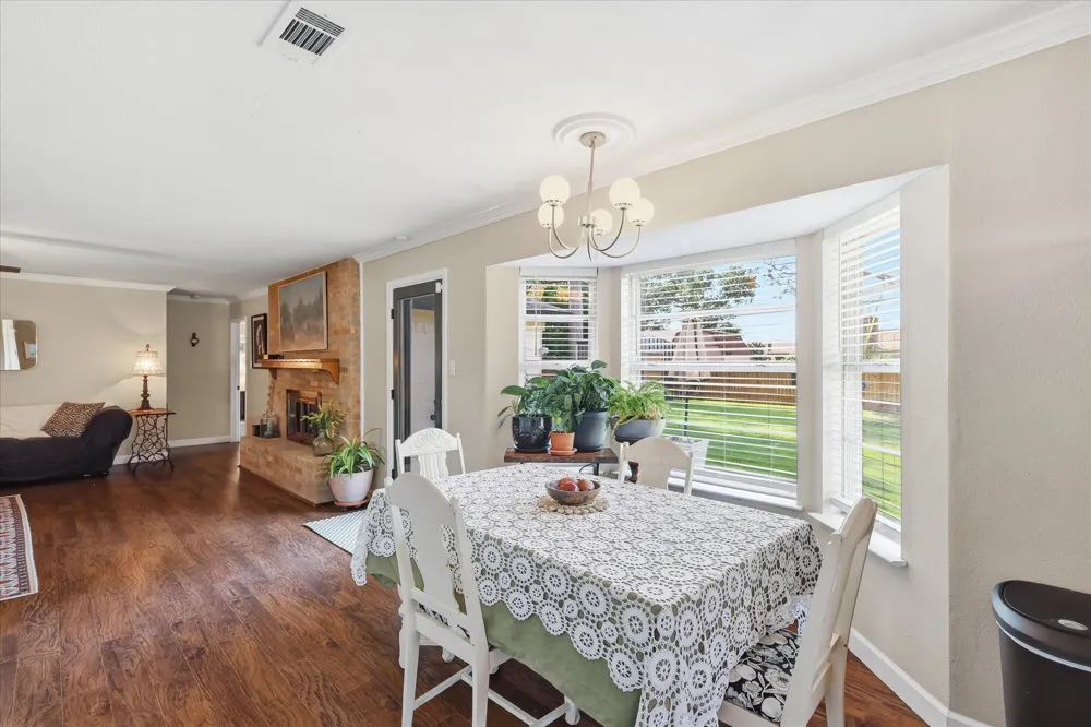217 E Louella Drive Hurst, TX 76054