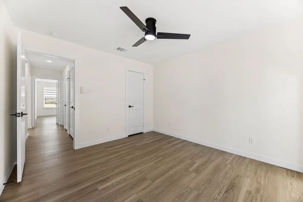 3002 University Drive Plano, TX 75075