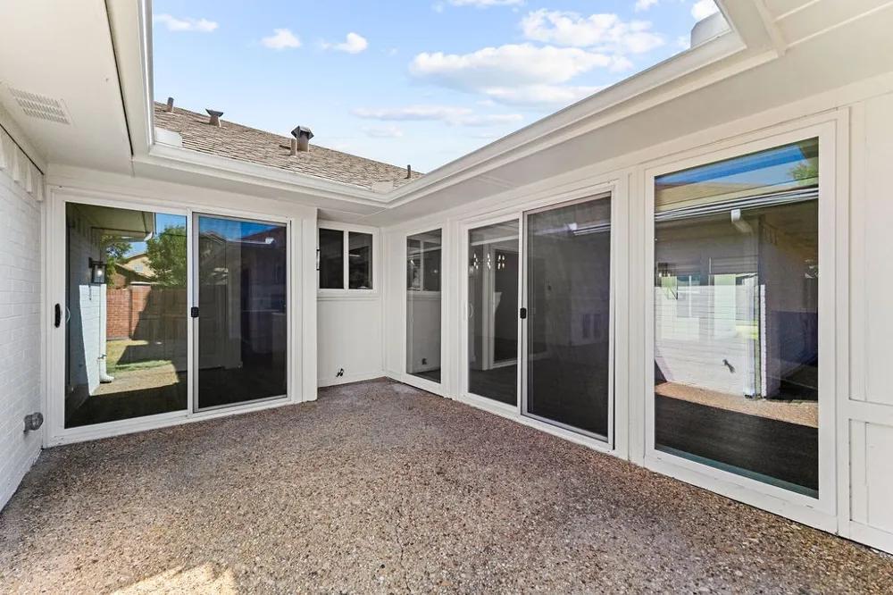 3002 University Drive Plano, TX 75075