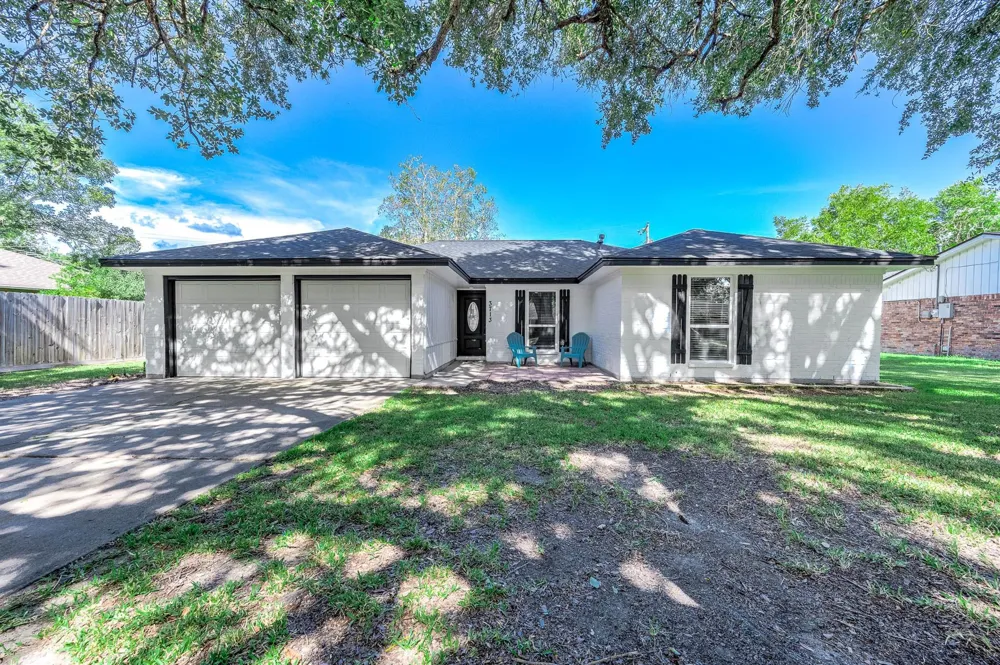 3713 Wilshire Drive Alvin, TX 77511