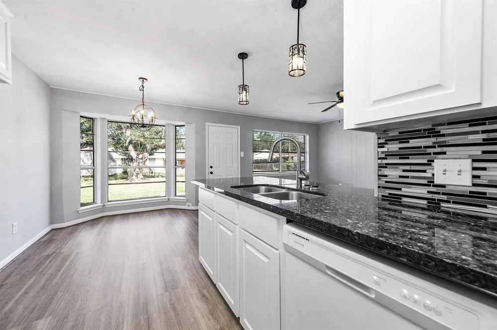 3713 Wilshire Drive Alvin, TX 77511
