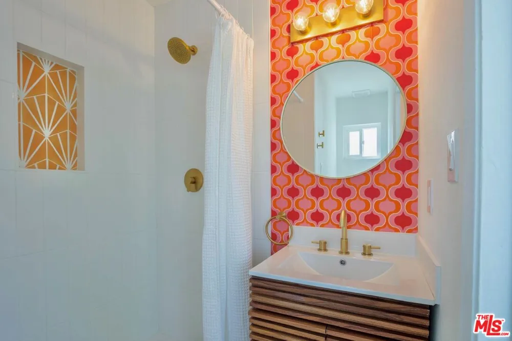 4325 E Calle De Carlos Palm Springs, CA 92264