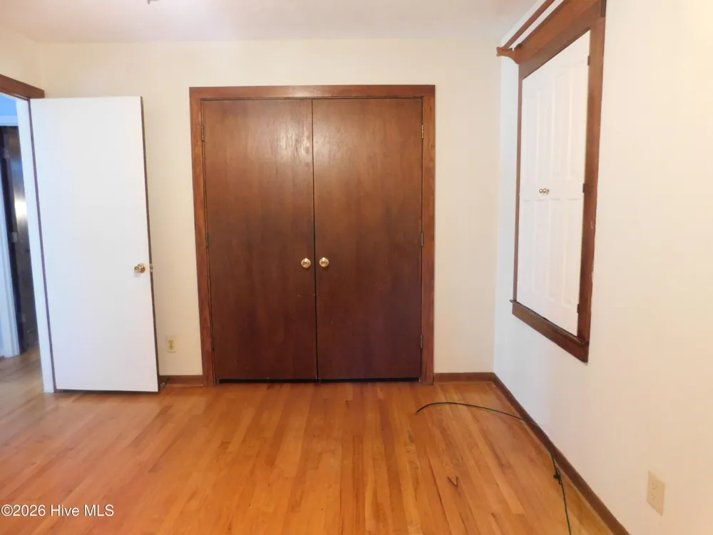 1603 Lake Drive Laurinburg, NC 28352