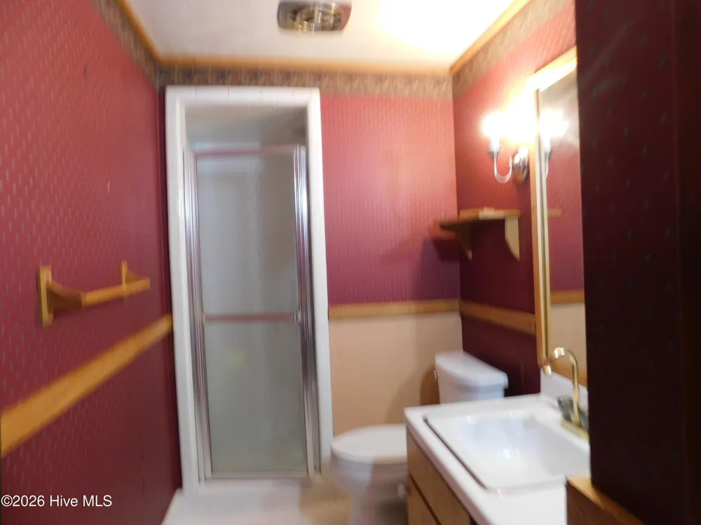 1603 Lake Drive Laurinburg, NC 28352
