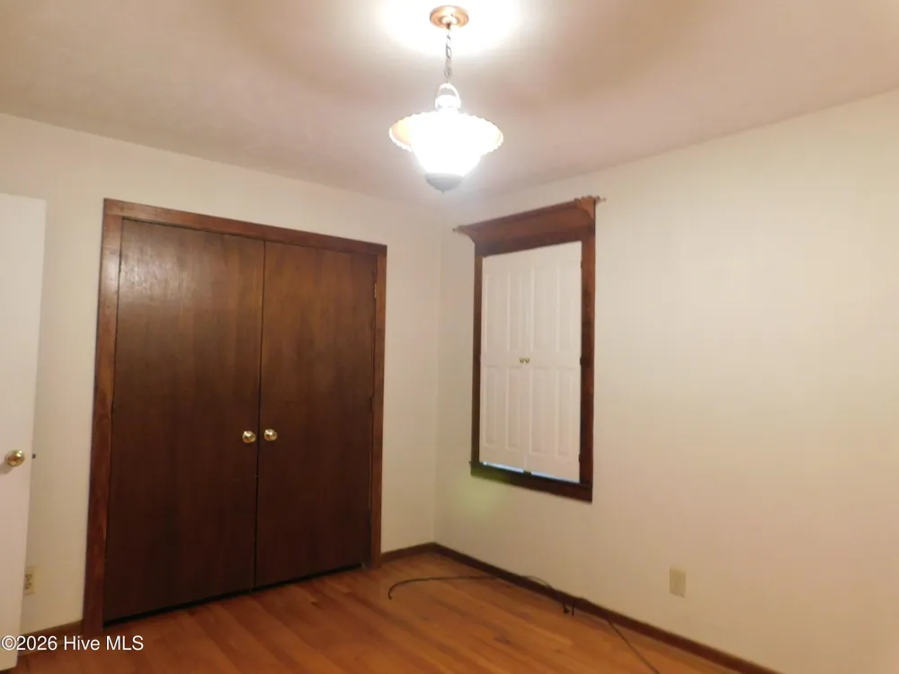 1603 Lake Drive Laurinburg, NC 28352