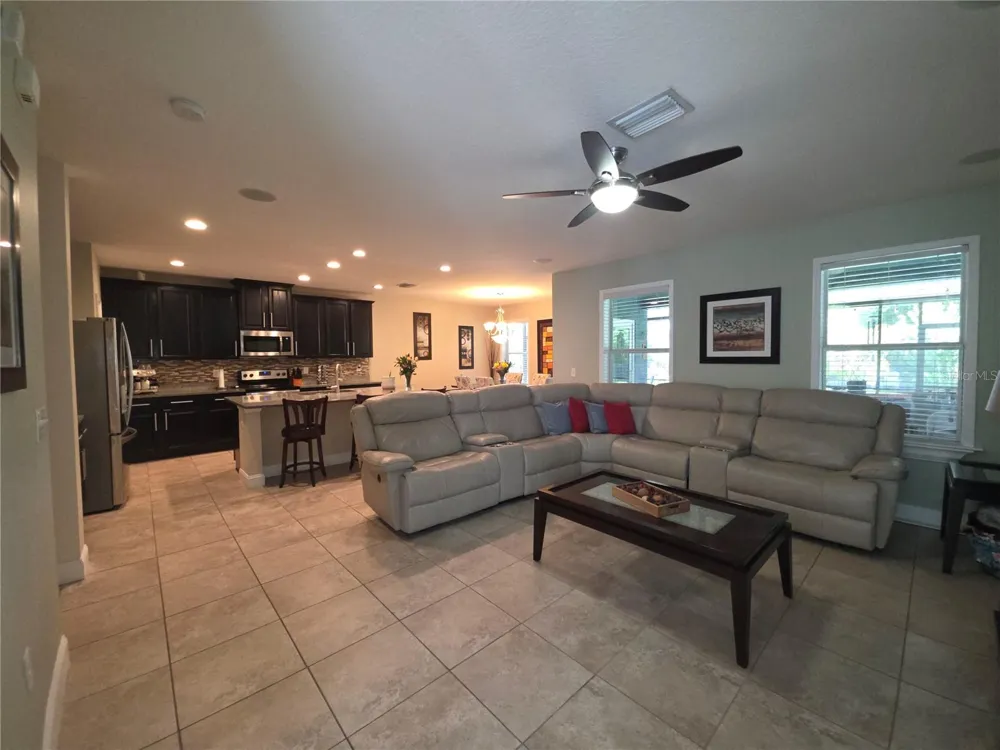 16117 STARLING CROSSING DRIVE Lithia, FL 33547