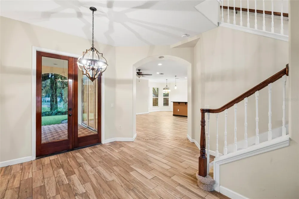 4117 WOODACRE LANE Tampa, FL 33624