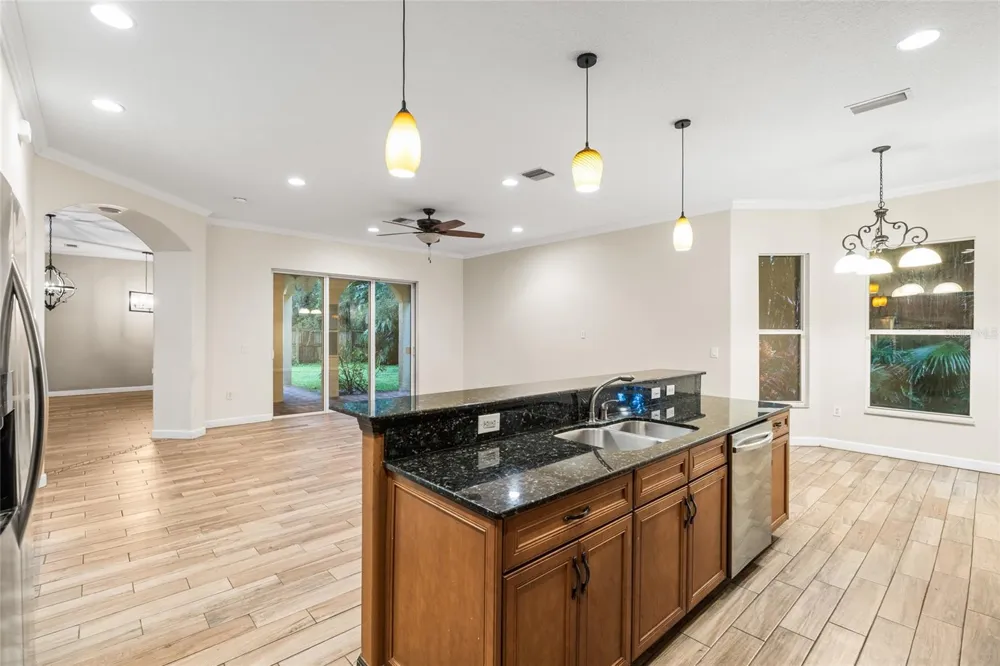 4117 WOODACRE LANE Tampa, FL 33624