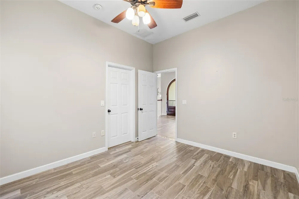 4117 WOODACRE LANE Tampa, FL 33624