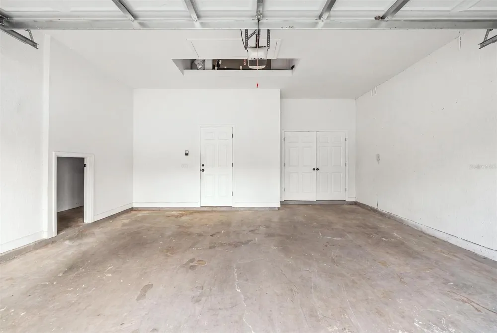 4117 WOODACRE LANE Tampa, FL 33624