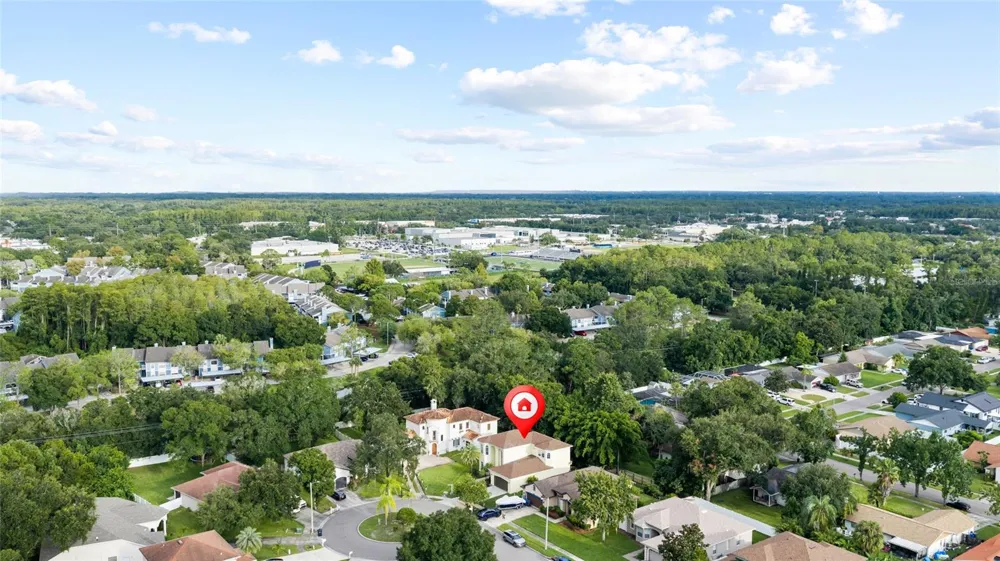 4117 WOODACRE LANE Tampa, FL 33624