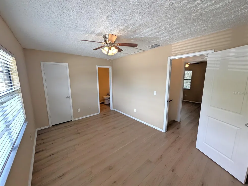 3441 OAK TRAIL COURT Tampa, FL 33614