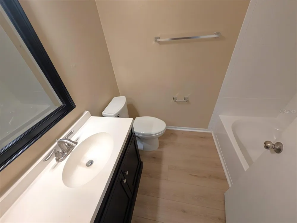 3441 OAK TRAIL COURT Tampa, FL 33614