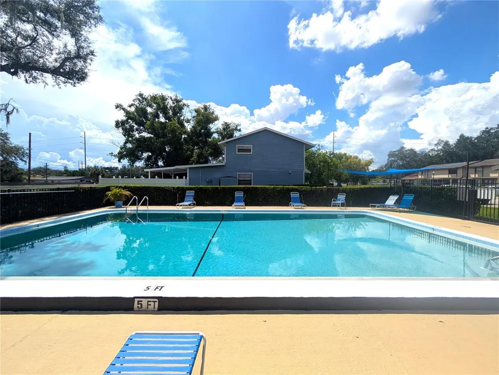 3441 OAK TRAIL COURT Tampa, FL 33614