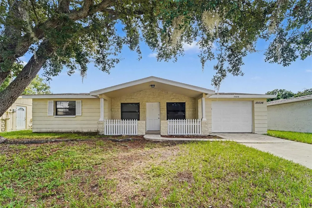 10036 GLEN MOOR LANE Port Richey, FL 34668