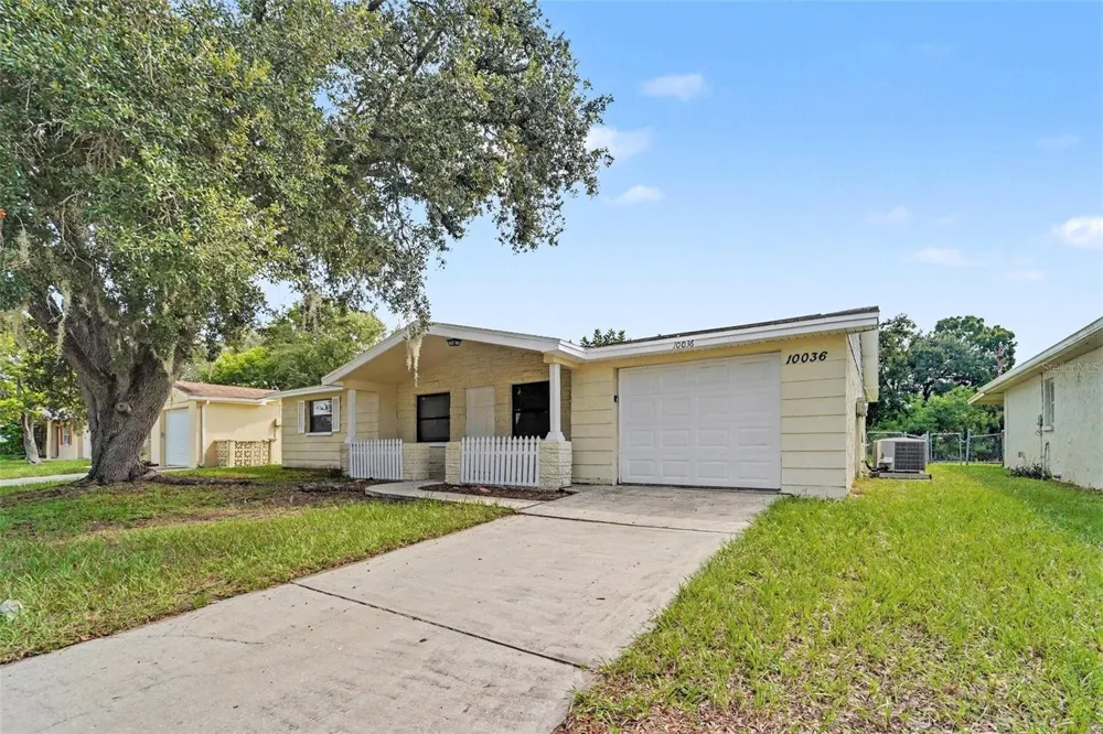 10036 GLEN MOOR LANE Port Richey, FL 34668