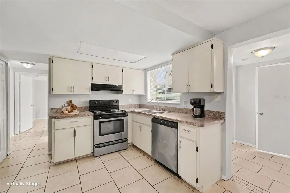 10036 GLEN MOOR LANE Port Richey, FL 34668
