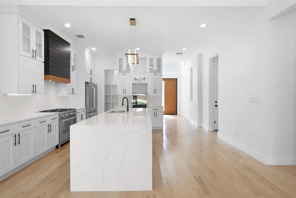 4811 W University Boulevard Dallas, TX 75209