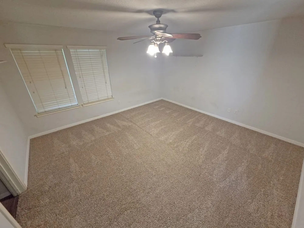 6204 Kelly Drive Granbury, TX 76048