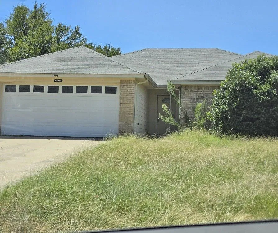 6204 Kelly Drive Granbury, TX 76048