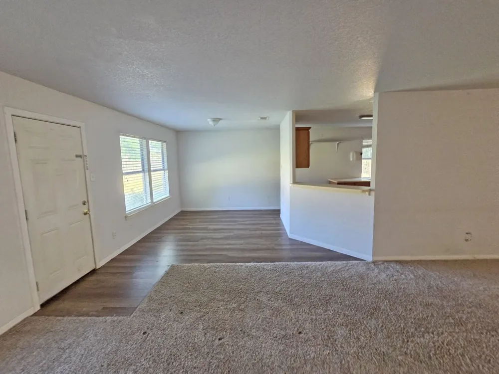 6204 Kelly Drive Granbury, TX 76048