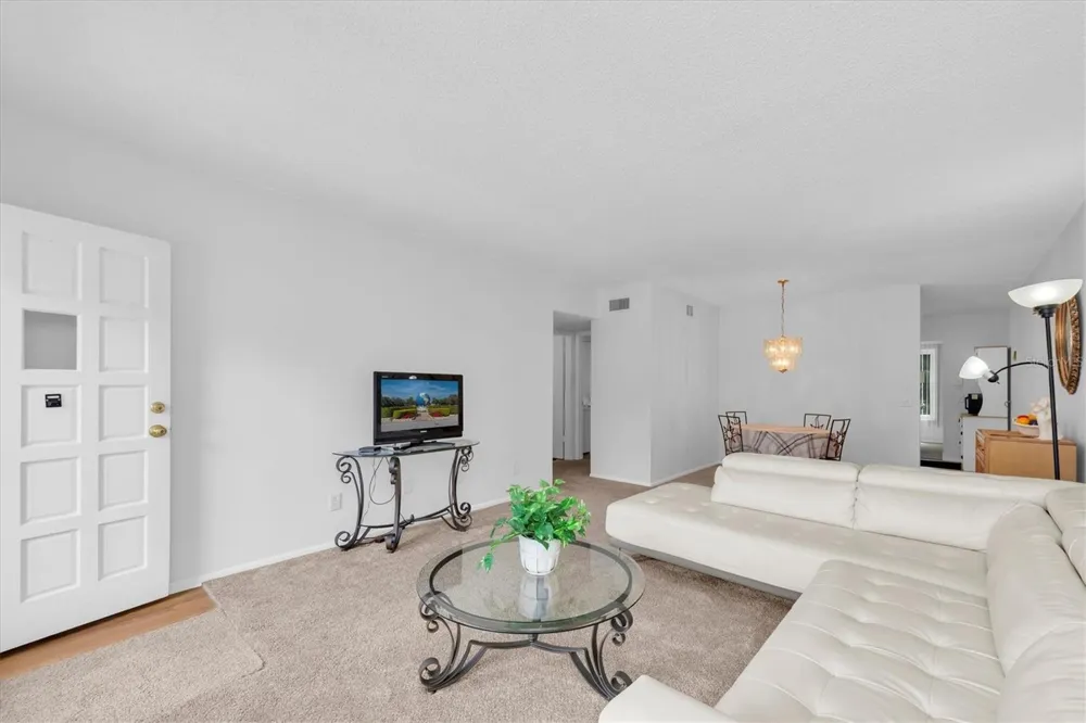 2261 SWEDISH DRIVE #51 Clearwater, FL 33763