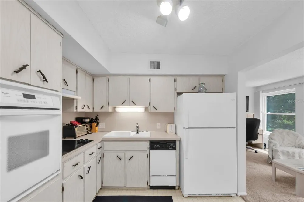 2261 SWEDISH DRIVE #51 Clearwater, FL 33763