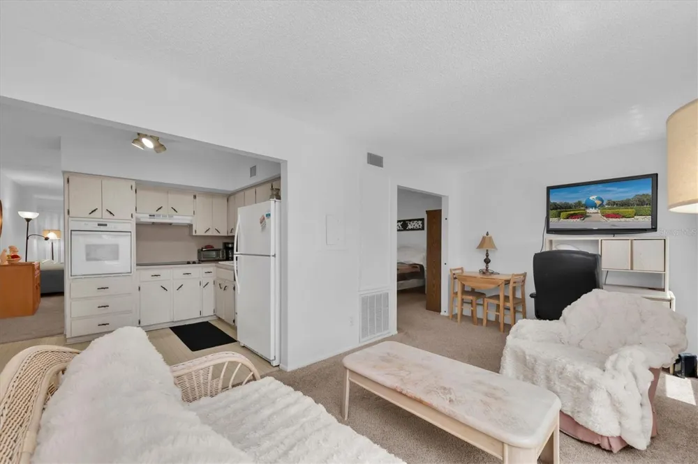 2261 SWEDISH DRIVE #51 Clearwater, FL 33763