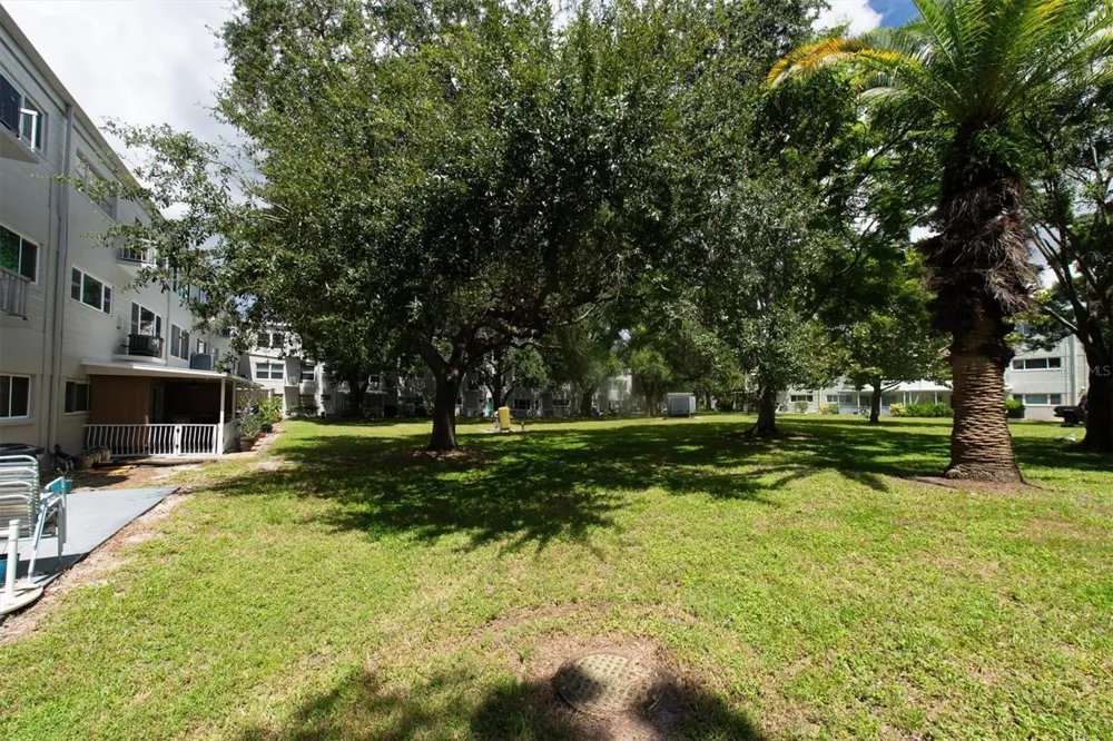 2261 SWEDISH DRIVE #51 Clearwater, FL 33763
