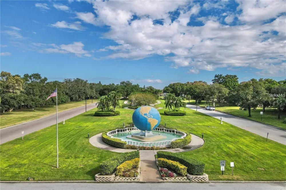 2261 SWEDISH DRIVE #51 Clearwater, FL 33763