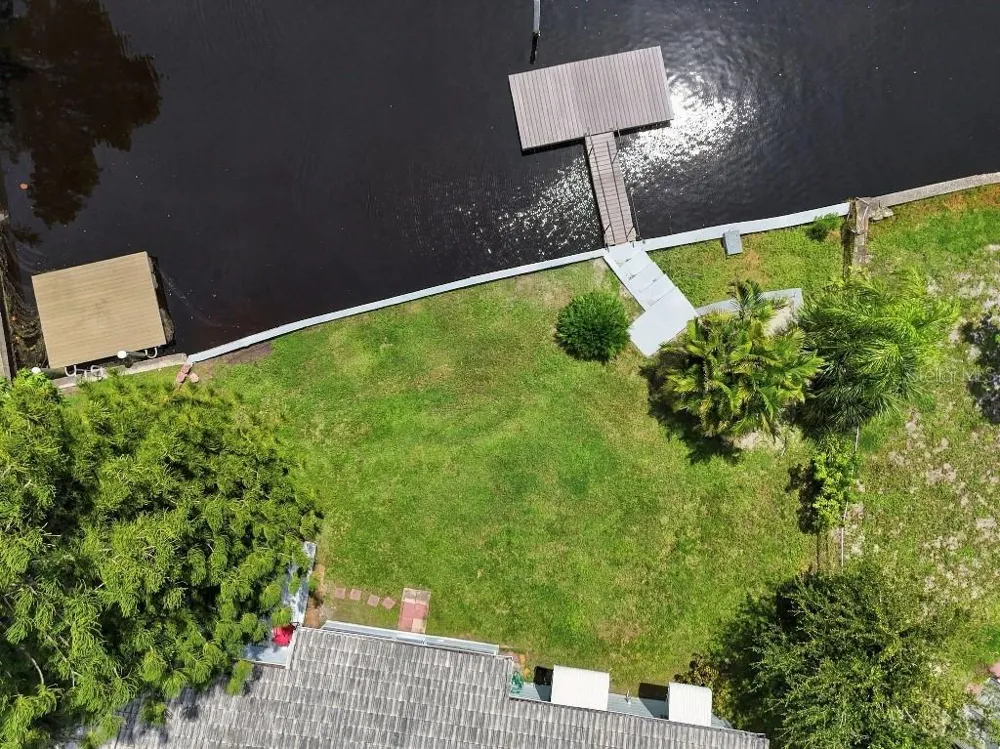 10744 DRUMMOND ROAD Tampa, FL 33615