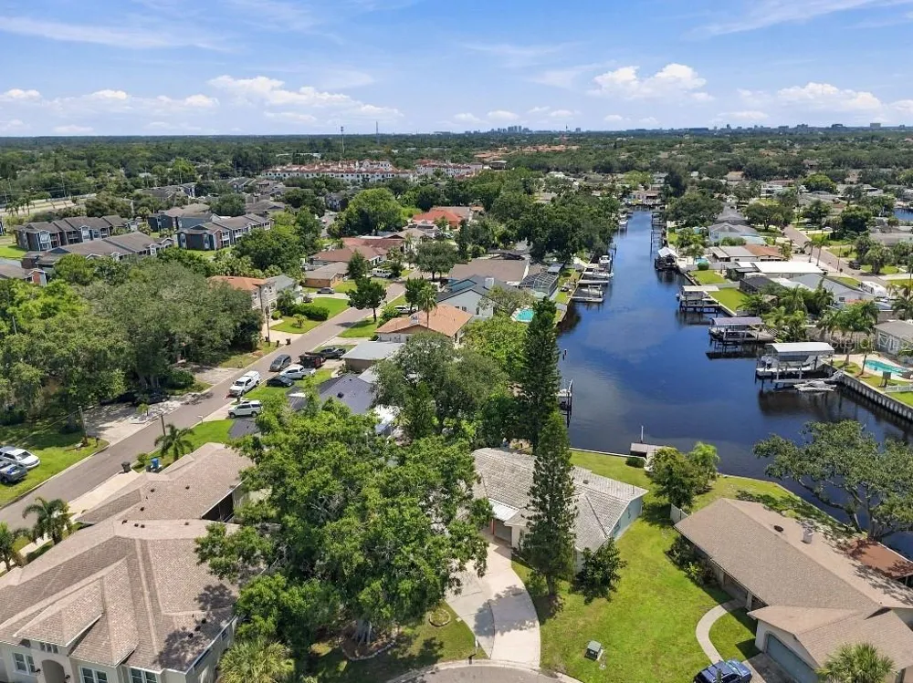 10744 DRUMMOND ROAD Tampa, FL 33615