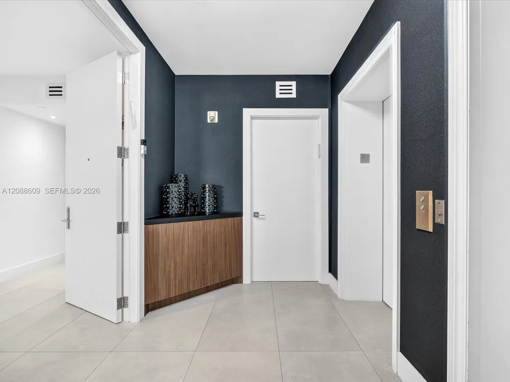 3201 NE 183rd St #402 Aventura, FL 33160
