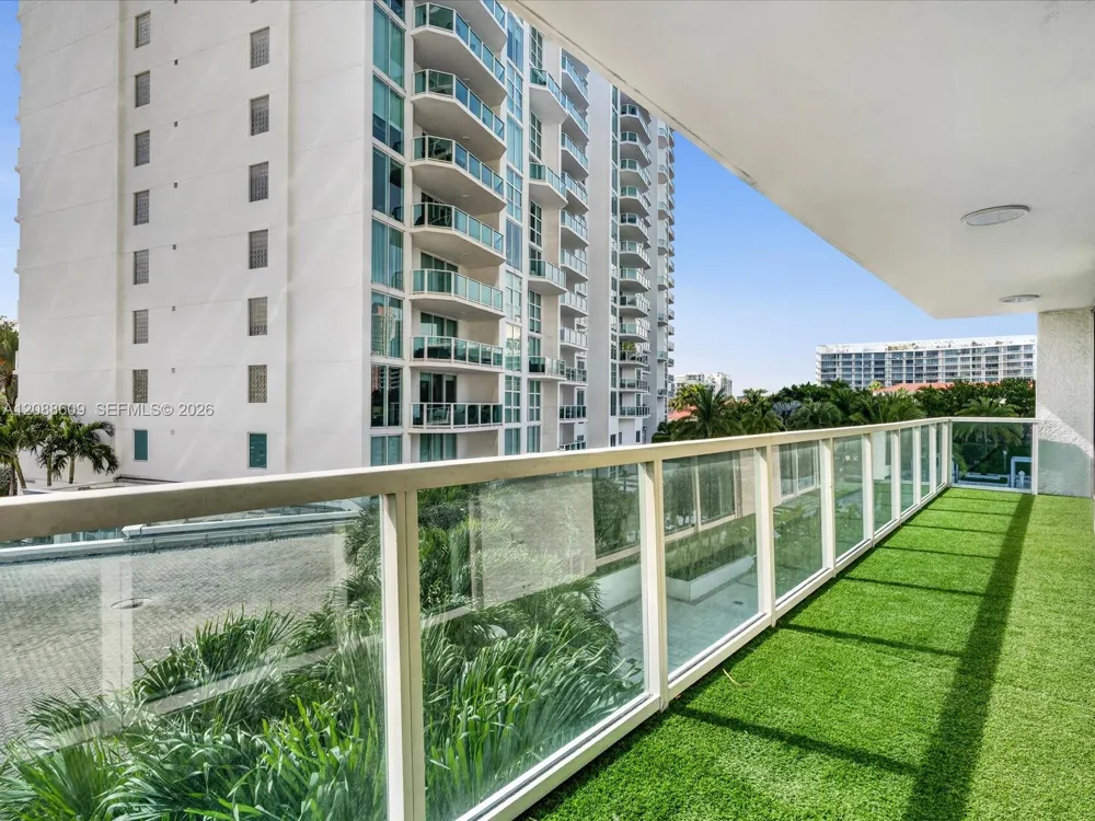 3201 NE 183rd St #402 Aventura, FL 33160