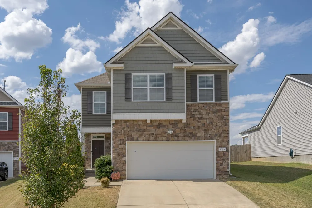 717 Prominence Rd Columbia, TN 38401