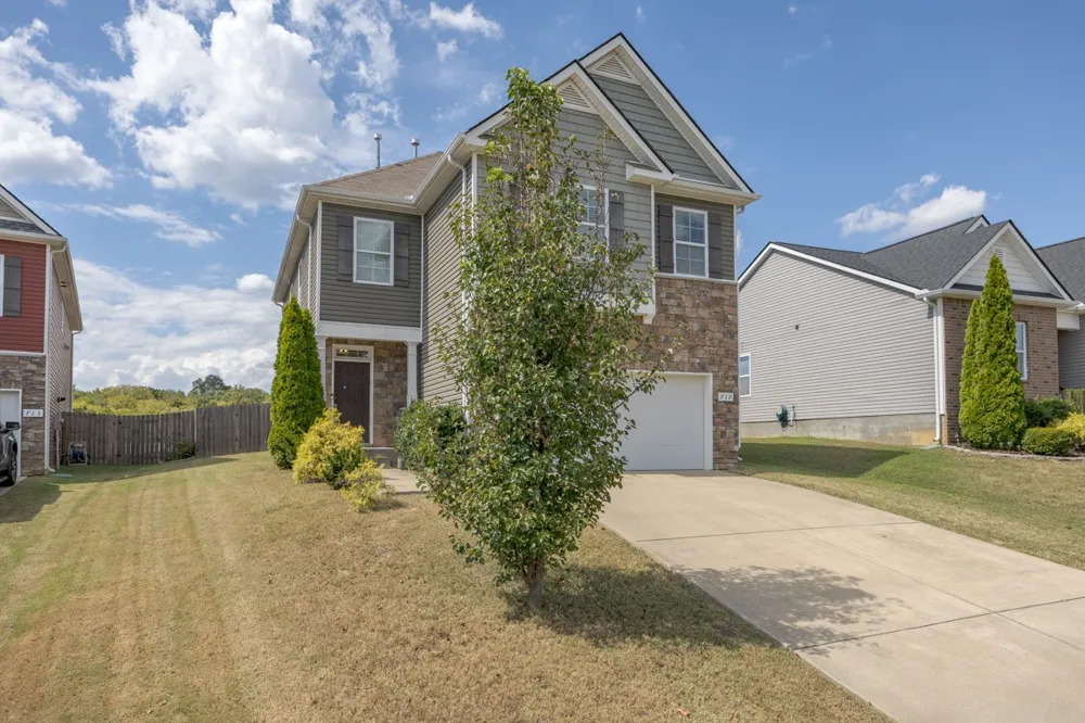 717 Prominence Rd Columbia, TN 38401