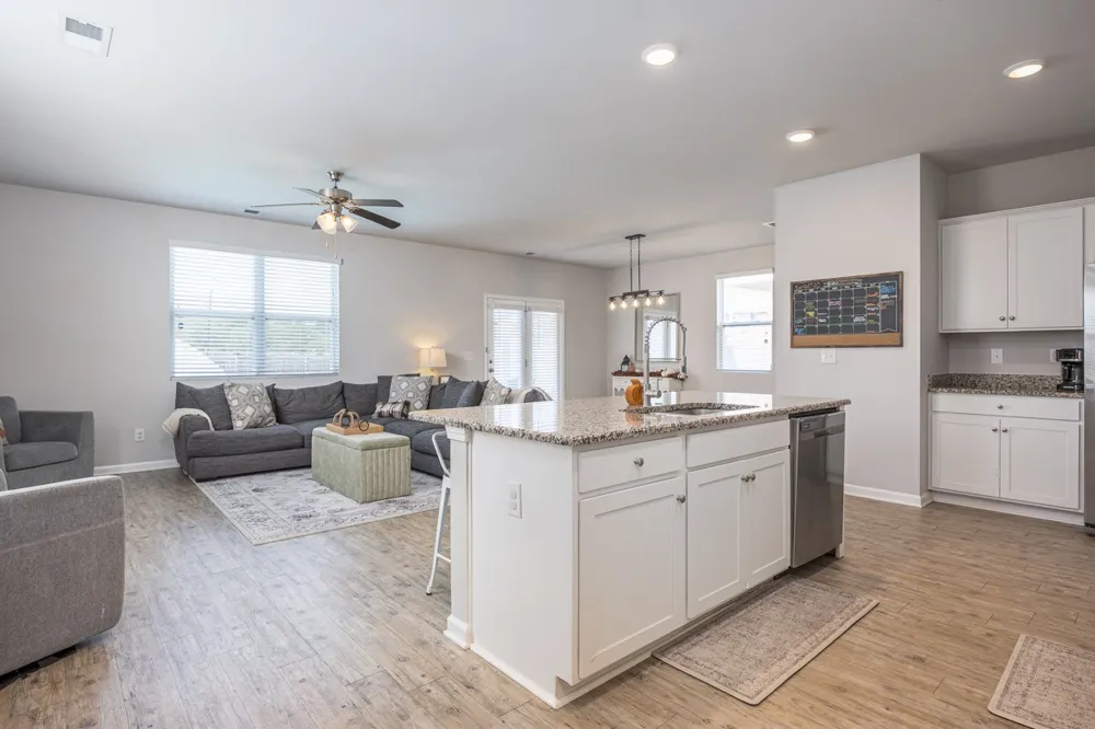 717 Prominence Rd Columbia, TN 38401