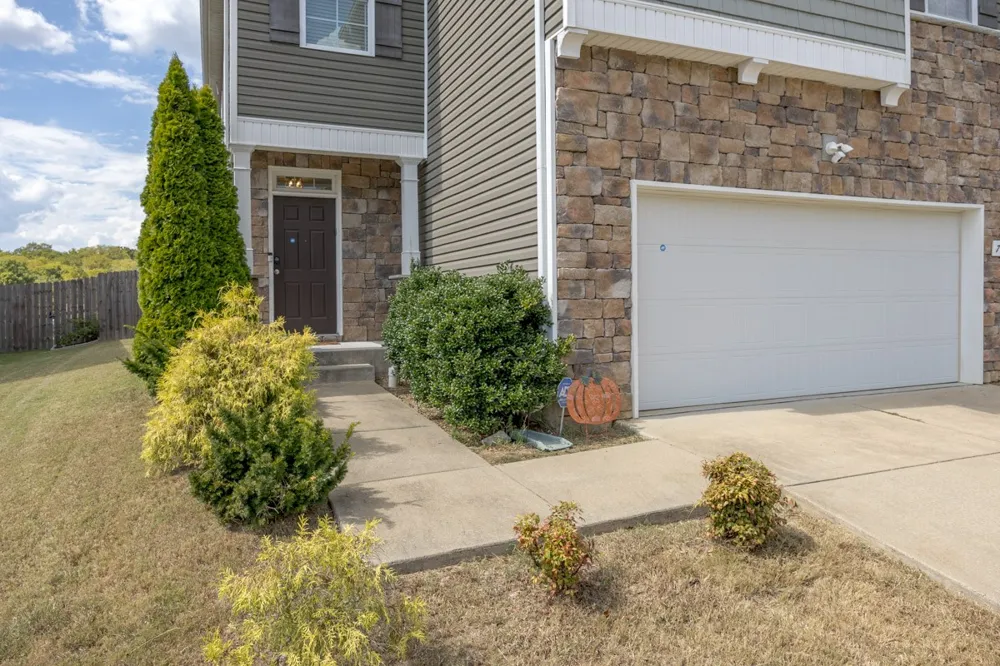717 Prominence Rd Columbia, TN 38401