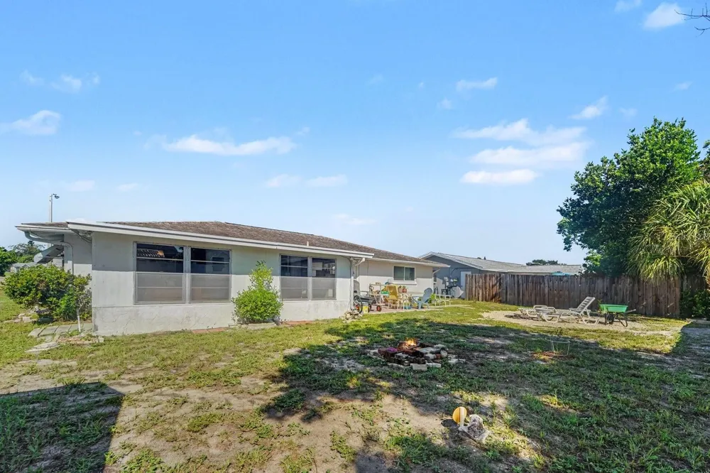 10214 HOLLY DRIVE Port Richey, FL 34668
