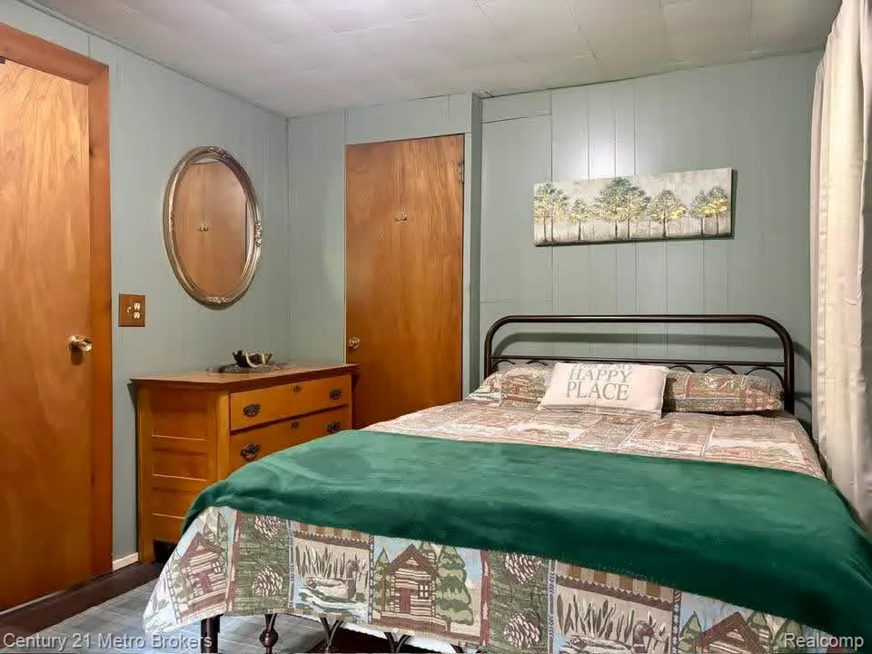 9551 Hall Road Avery Township, MI 49709