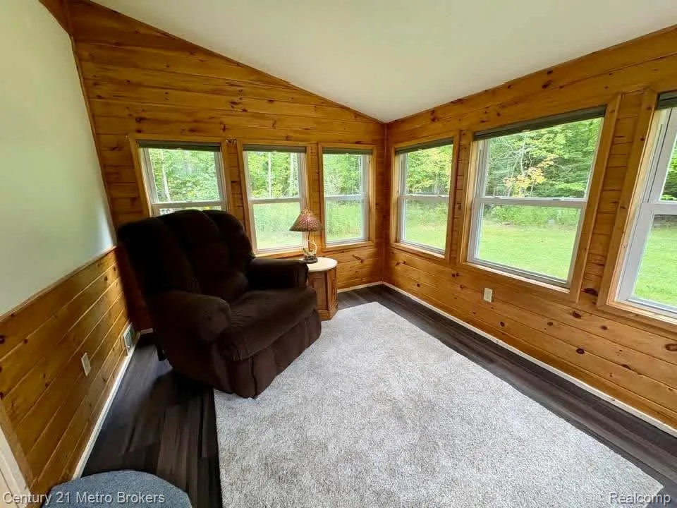 9551 Hall Road Avery Township, MI 49709