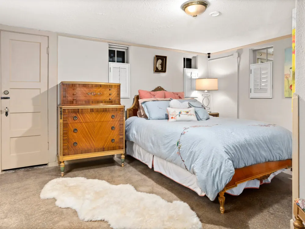 2401 Stadium Drive Fort Worth, TX 76109