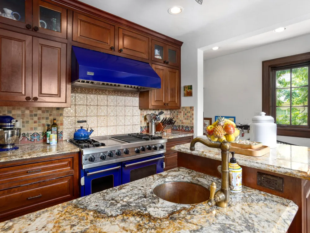 2401 Stadium Drive Fort Worth, TX 76109