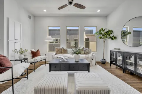 5806 Bryan Parkway #101