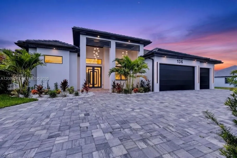 136 SW 28th ST Cape Coral, FL 33914