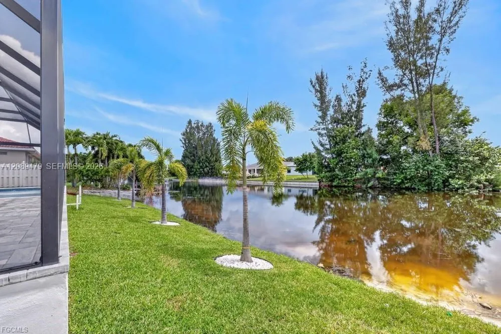 136 SW 28th ST Cape Coral, FL 33914