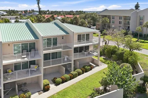 797 BENJAMIN FRANKLIN DRIVE #9
