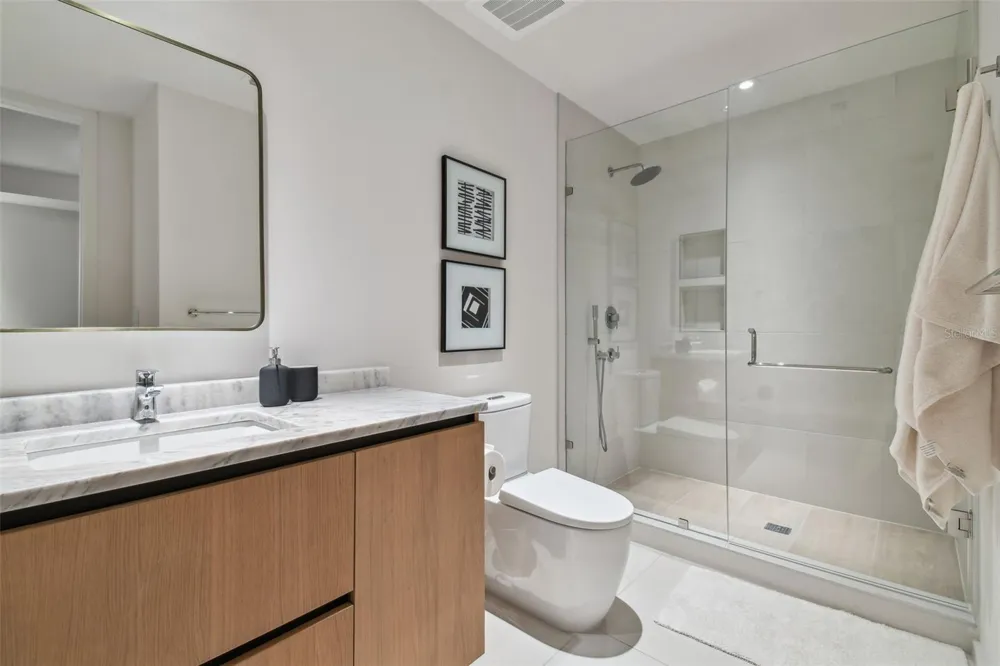 1020 SUNSET POINT ROAD #207 Clearwater, FL 33755